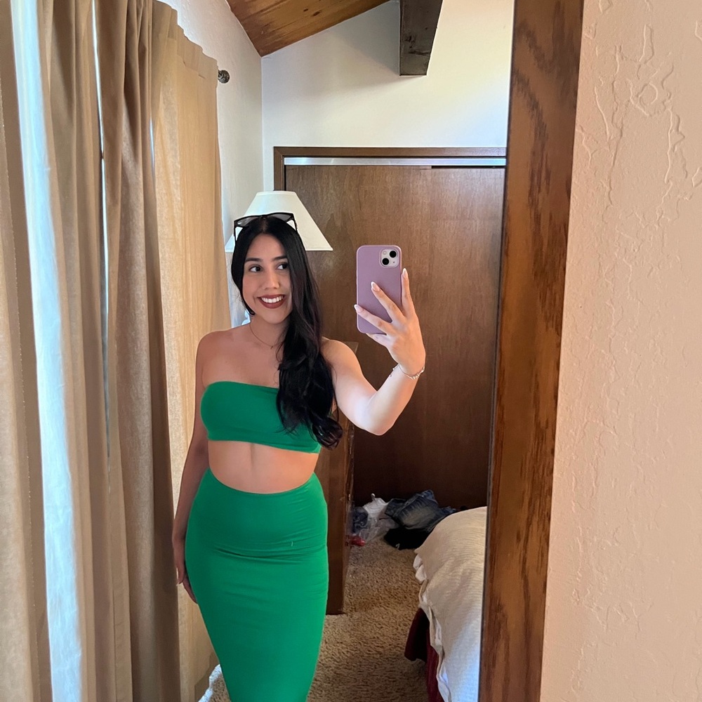 Fashion Nova Vibrant Green Strapless Set